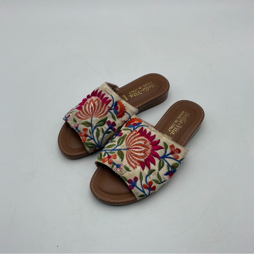 Belle Vita Cora Slides - Embroided Flowers Size 6W